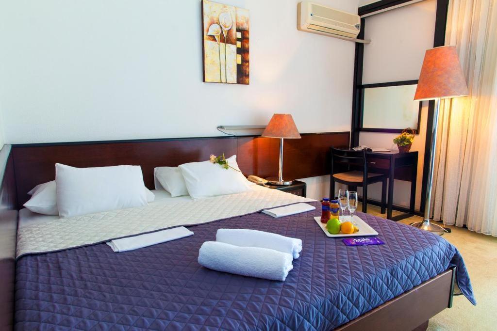 Corpus A - Hotel Albatros Ulcinj Buitenkant foto