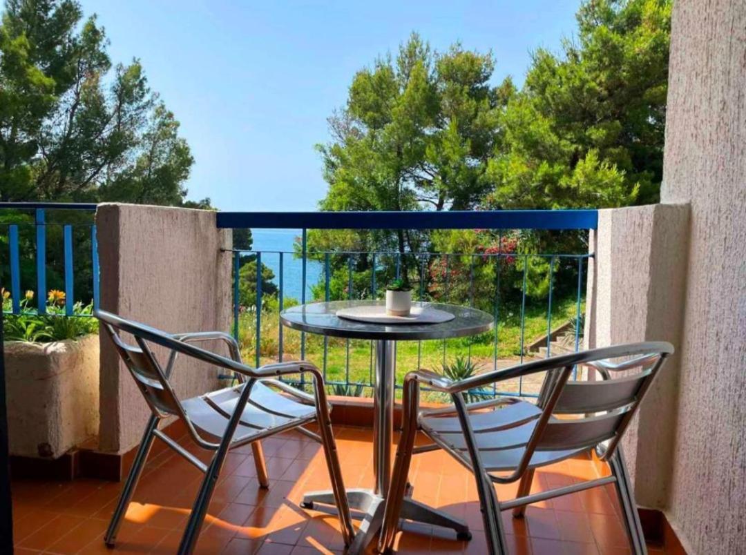 Corpus A - Hotel Albatros Ulcinj Buitenkant foto
